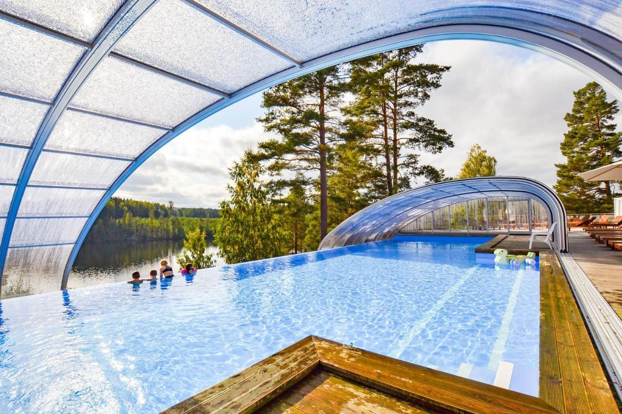 Arjaeng Camping & Stugor Sommarvik Exterior foto