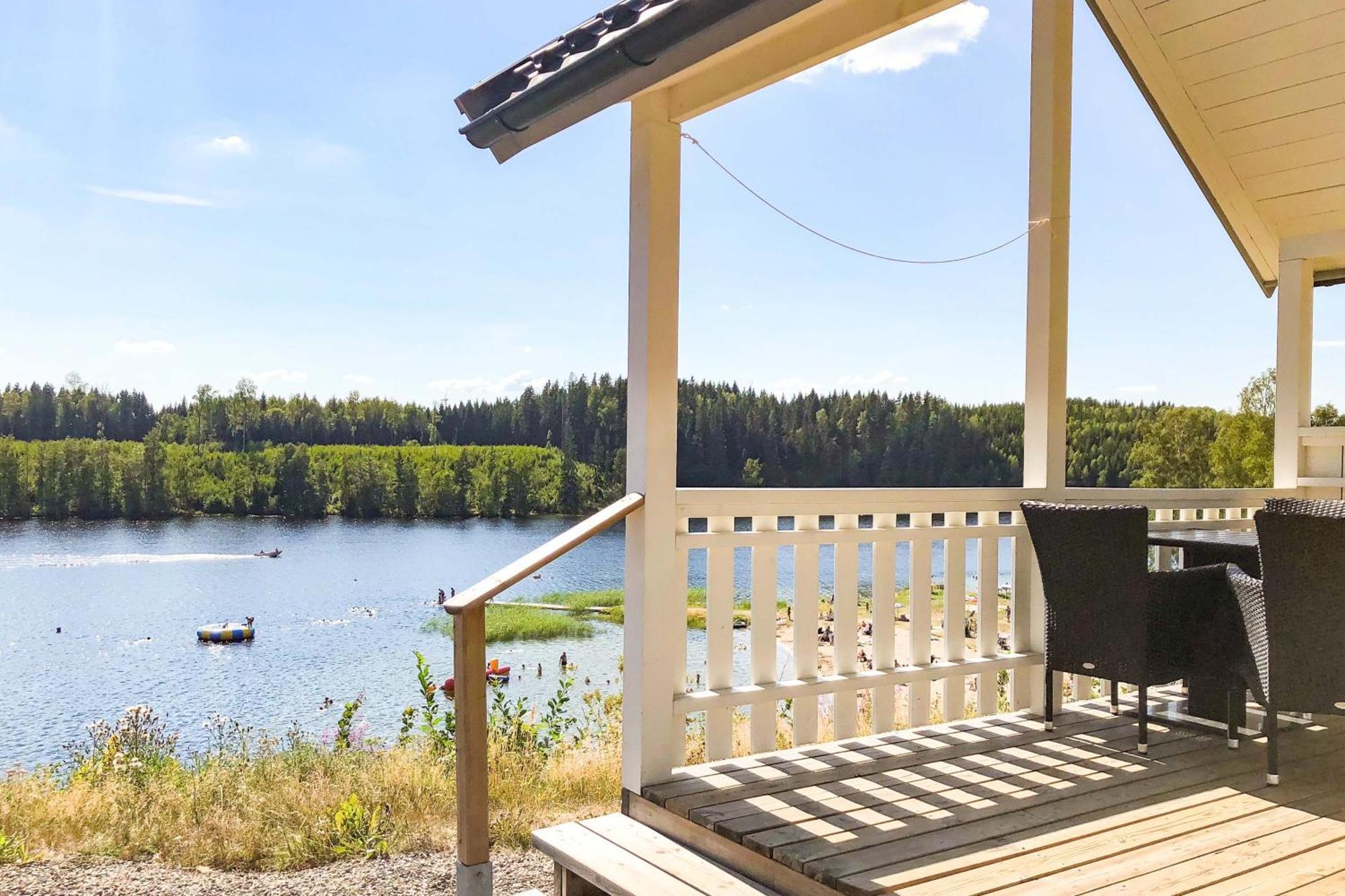 Arjaeng Camping & Stugor Sommarvik Habitación foto